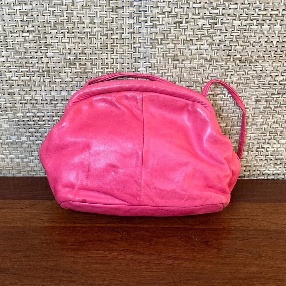 SOLD 🌟4xHP🌟VTG 1980s Pink Leather Shoulder Bag w/ Button Accent by Margolm USA - Picture 9 of 16